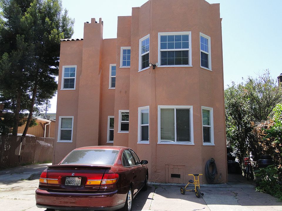 2nd image of 3032 E 16th St