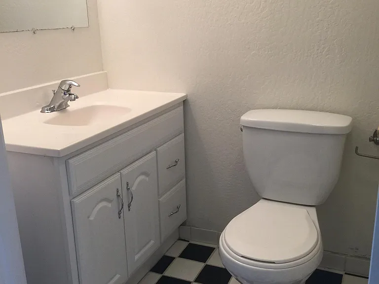 625 Bonnie St — Photo 9
