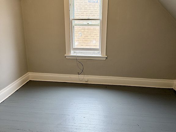 4th image of 313 Clifford Ave