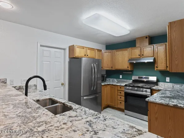 6721 W Joes Dr, Wasilla, AK 99654