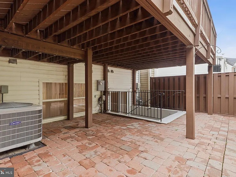 5279 Ballycastle Cir — Photo 31