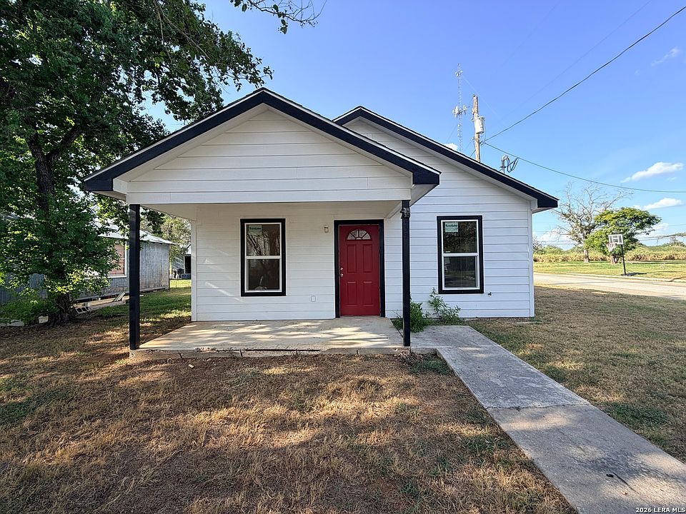 1st image of 539 WACO ST