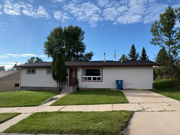 259 Maple St, Lewistown, MT 59457