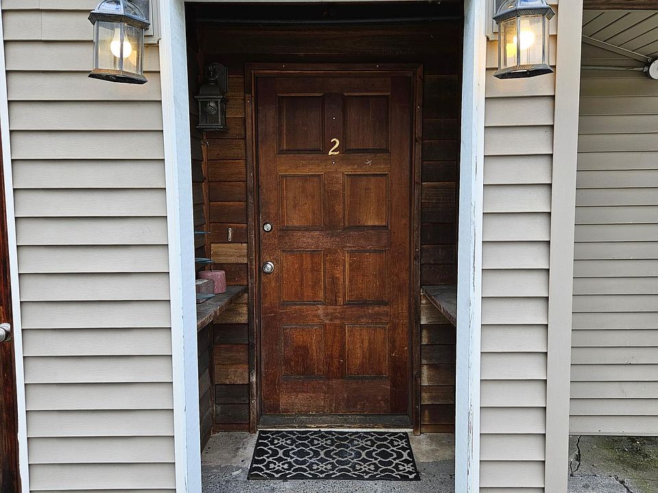 1st image of 19545 25th Ave NE APT 2