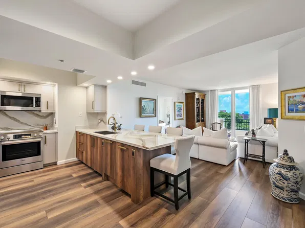 403 S SAPODILLA Avenue #501, West Palm Beach, FL 33401