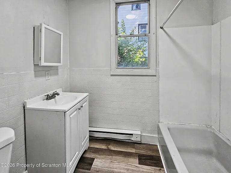 602 Prospect Ave #RIGHT — Photo 6
