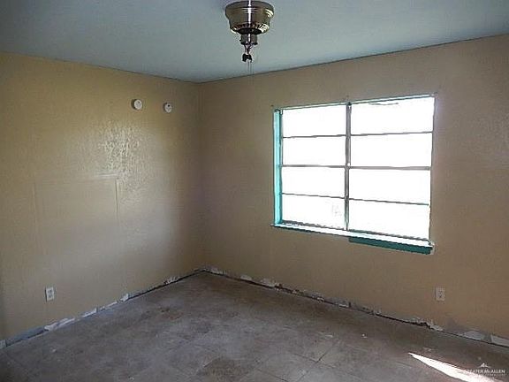 5th image of 1602 Ramos Dr