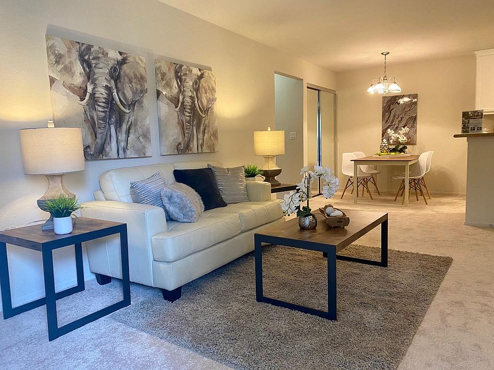 1st image of 2697 Somerset Park Cir