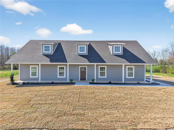 1019 N Highway 253, Lavaca, AR 72941