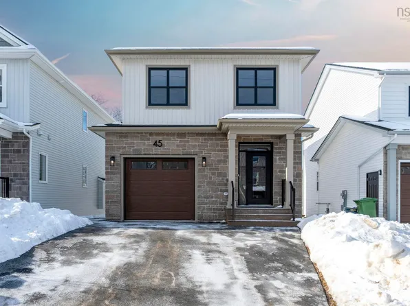 45 Pearlgarden Close Pc #38, Dartmouth, NS B2X 0C3
