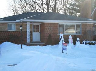 20012 Chalon St, Saint Clair Shores, MI 48080