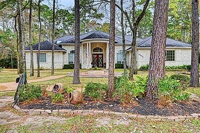 9526 Deer Path Ln
