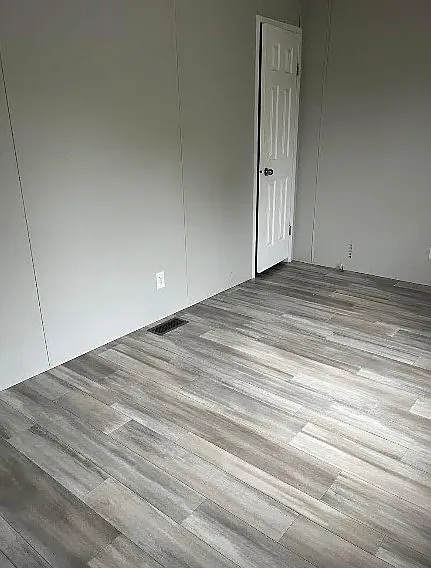 2 bed, $999 — Photo 4