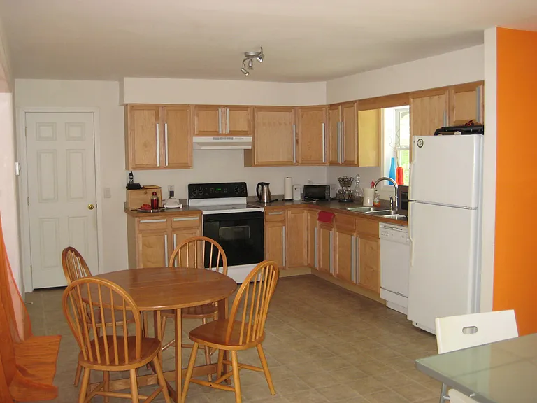 Rowel Ct — Photo 16
