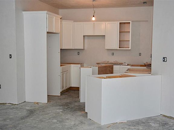 2nd image of 8 B Fairway Dr #8B