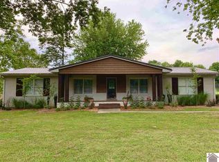 102 Park Ave, Eddyville, KY 42038