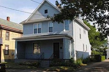 1st image of 1315 E 8th St