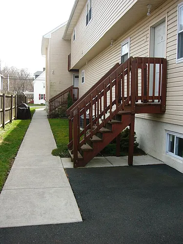 1368 Easton Rd #3 Photo 1 1368 Easton Rd #3 Photo 1