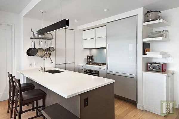 Rented by Halstead Real Estate | media 2