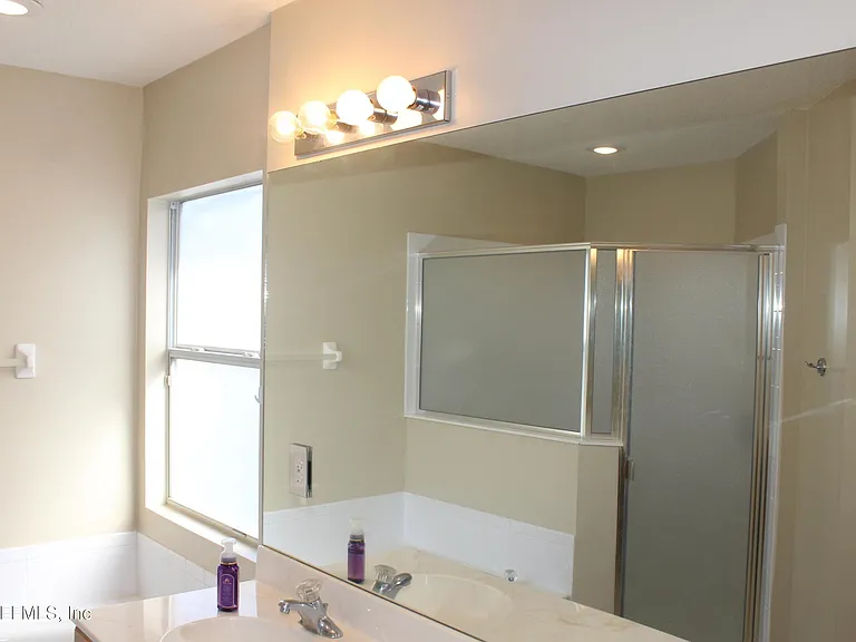 684 Sid Dr — Photo 4