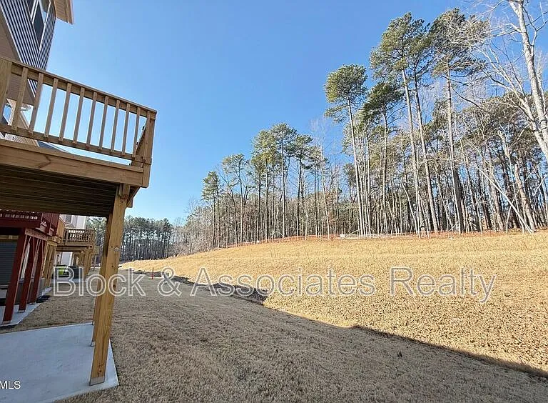 1362 Chowan Ave — Photo 35