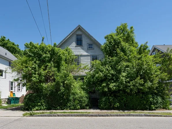 365 Nahatan St, Norwood, MA 02062