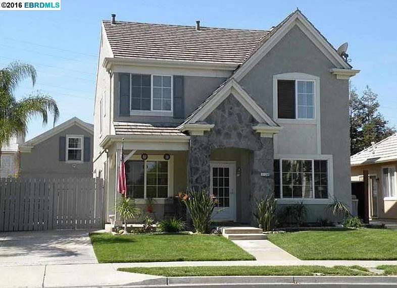 1130 Chaucer Dr photo 1