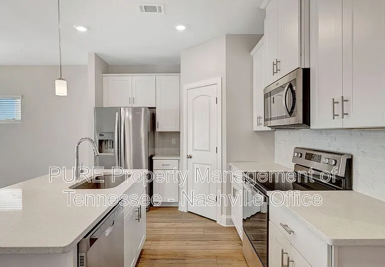 4519 Skywood Ln — Photo 9