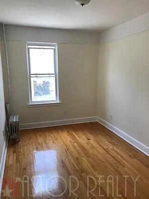 Rented by Astor Realty | media 18