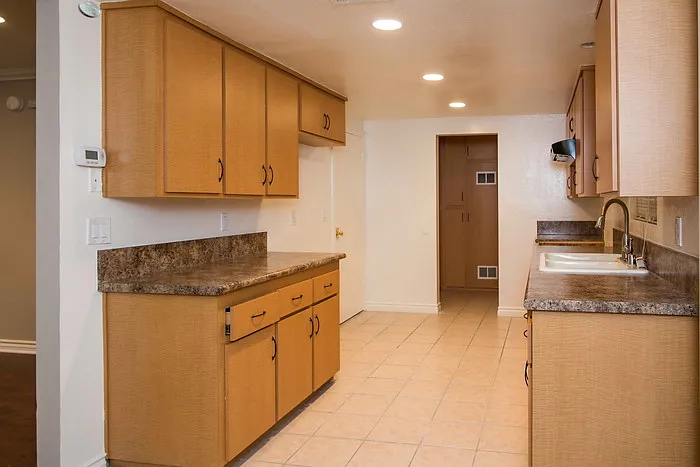 134 Claraday St #3 — Photo 8