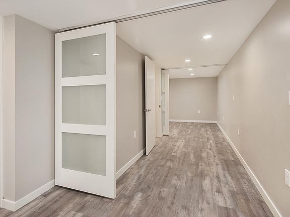5th image of 9202 35th Ave NE #B