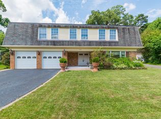 2786 Fariba Ct, Vienna, VA 22181