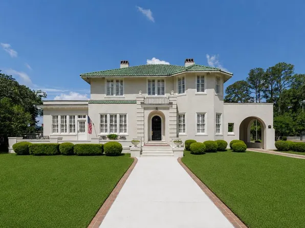 2006 N Patterson St, Valdosta, GA 31602