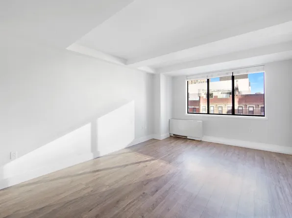 354 East 91st Street 0407 image 2 of 11