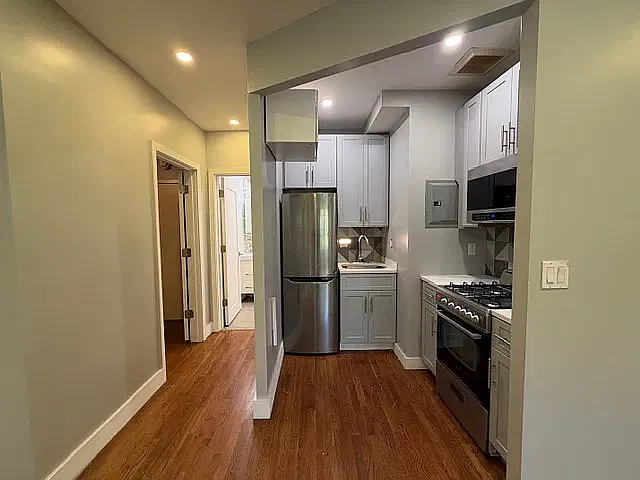 1882 Fulton Street — Photo 2