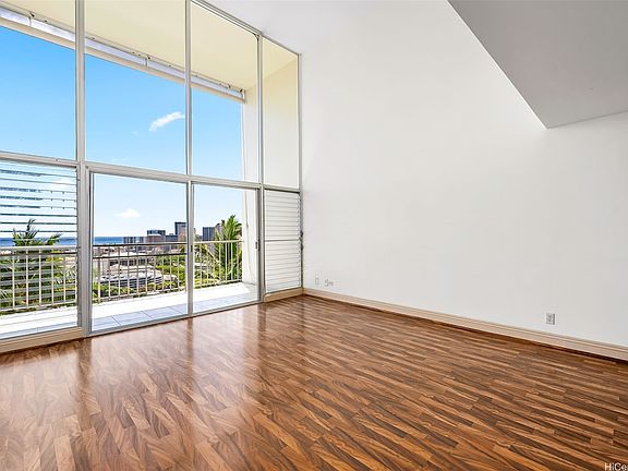4th image of 666 Prospect St Suite 1/506