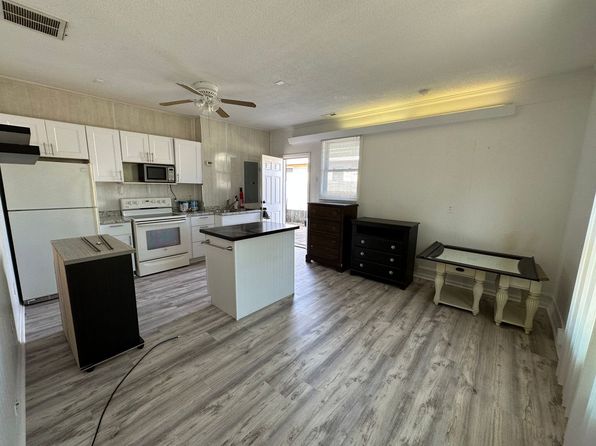 1009 S Memorial Blvd #B