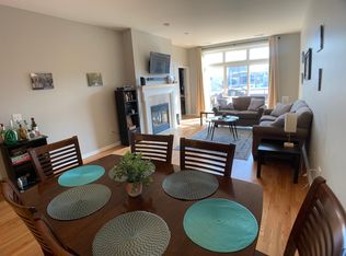 3230 N Sheffield Ave APT 3A, Chicago, IL 60657