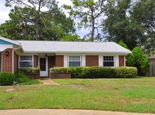 6148 Round Lake Rd S, Jacksonville, FL 32277