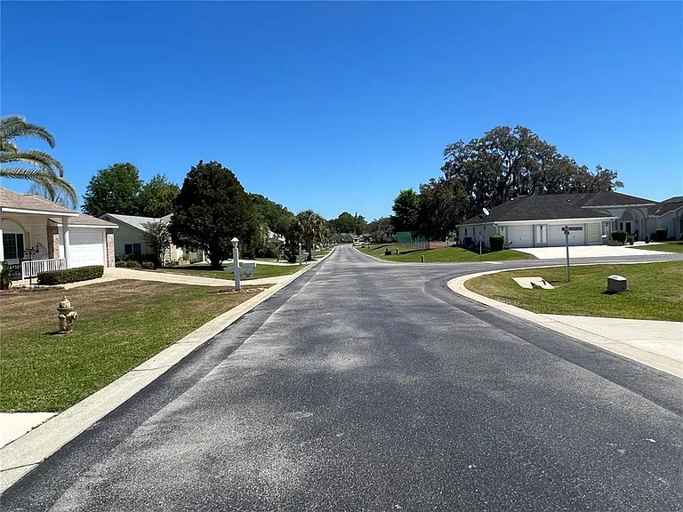 5333 NW 25th Loop — Photo 4