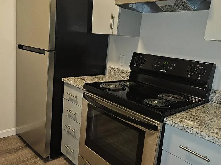 Border City Mills Apartments — Photo 16
