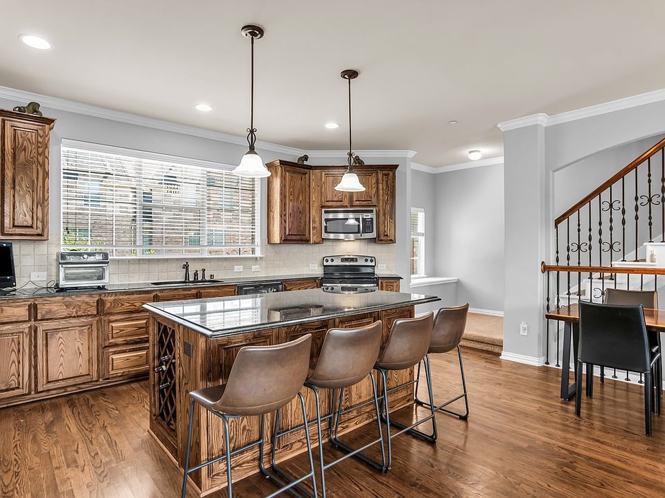 1st image of 2700 Club Ridge Dr APT 1