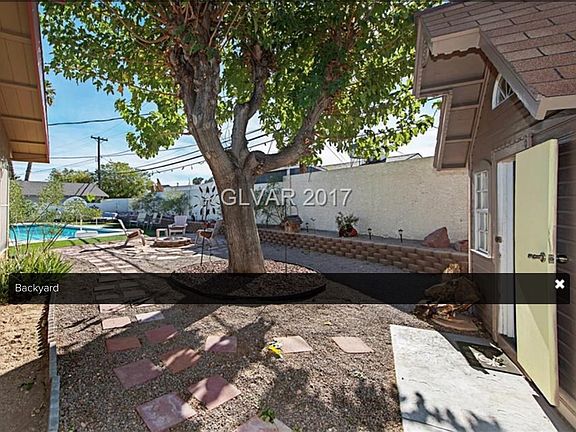4th image of 2104 Las Flores St