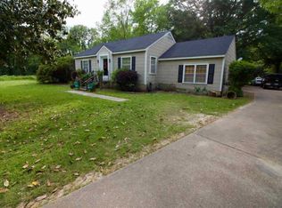 1097 Highland Dr, Yazoo City, MS 39194