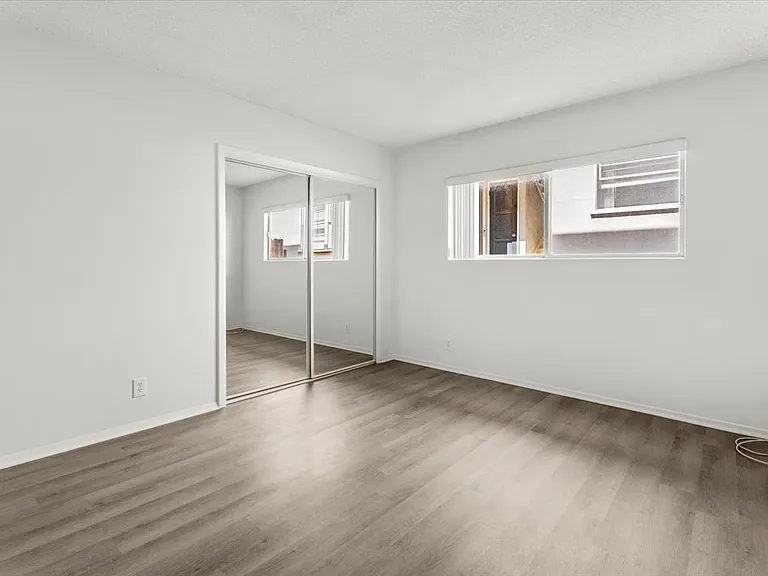 1236 McClellan Dr #5 — Photo 13