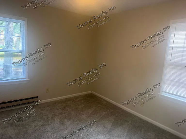1620 Charter Dr — Photo 8