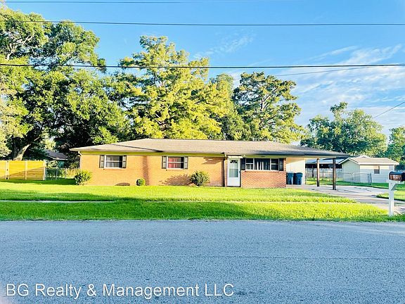 2nd image of 109 Birch Hill Dr