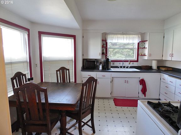 2nd image of 2716 Neals Ln