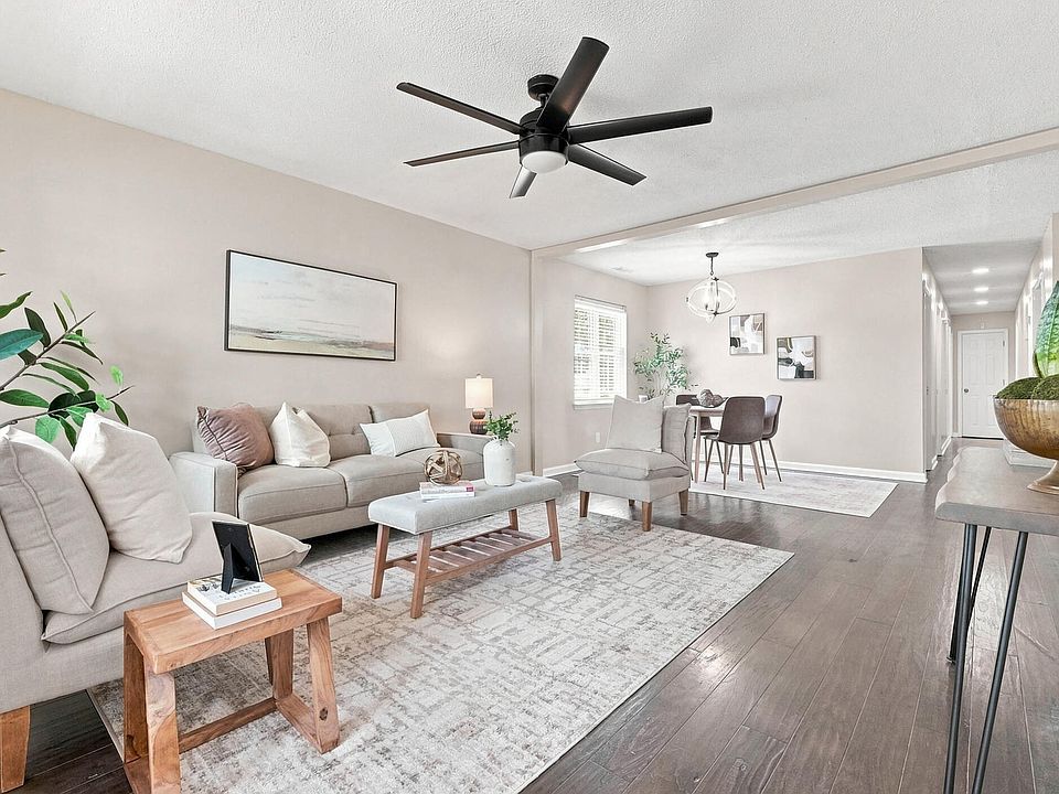 1st image of 602 Colony Cir