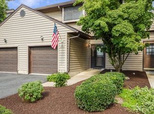 13 Cardinal Ln #13, Hampton Twp., NJ 07860